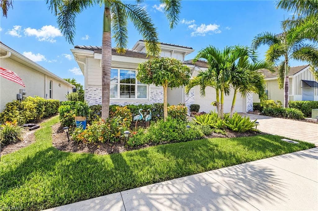28024 Seasons Tide Ave, Bonita Springs, photo 2
