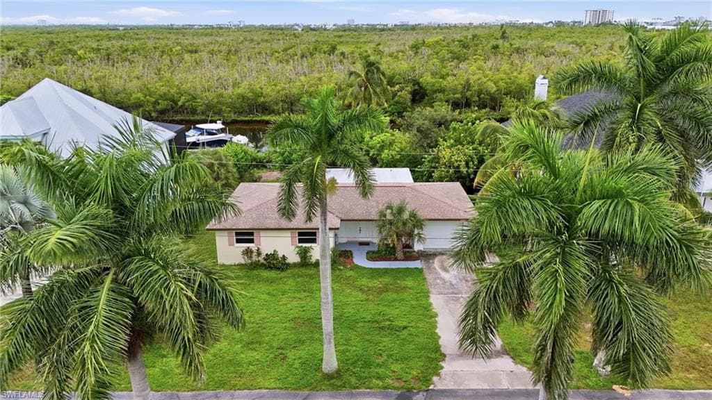 11821 Isle Of Palms Dr, Fort Myers Beach