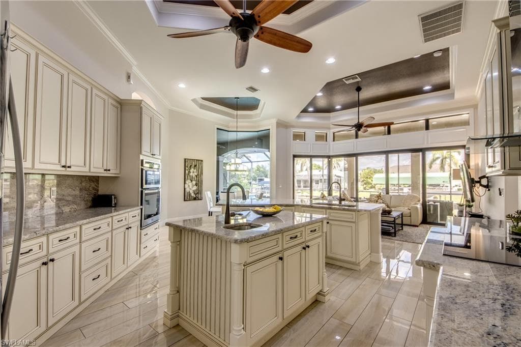 601 40th Ter, Cape Coral, photo 2