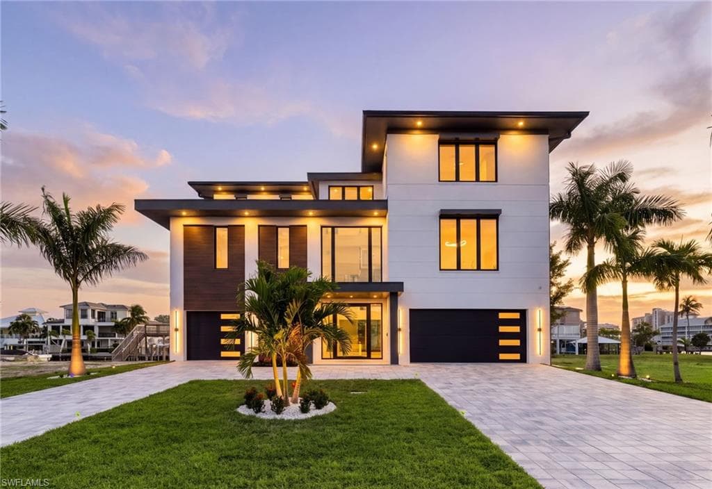 256 Trade Winds Ave, Naples