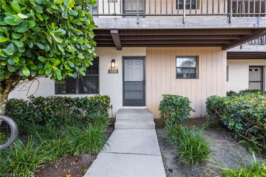 5258 Treetops Dr #j103, Naples, photo 2