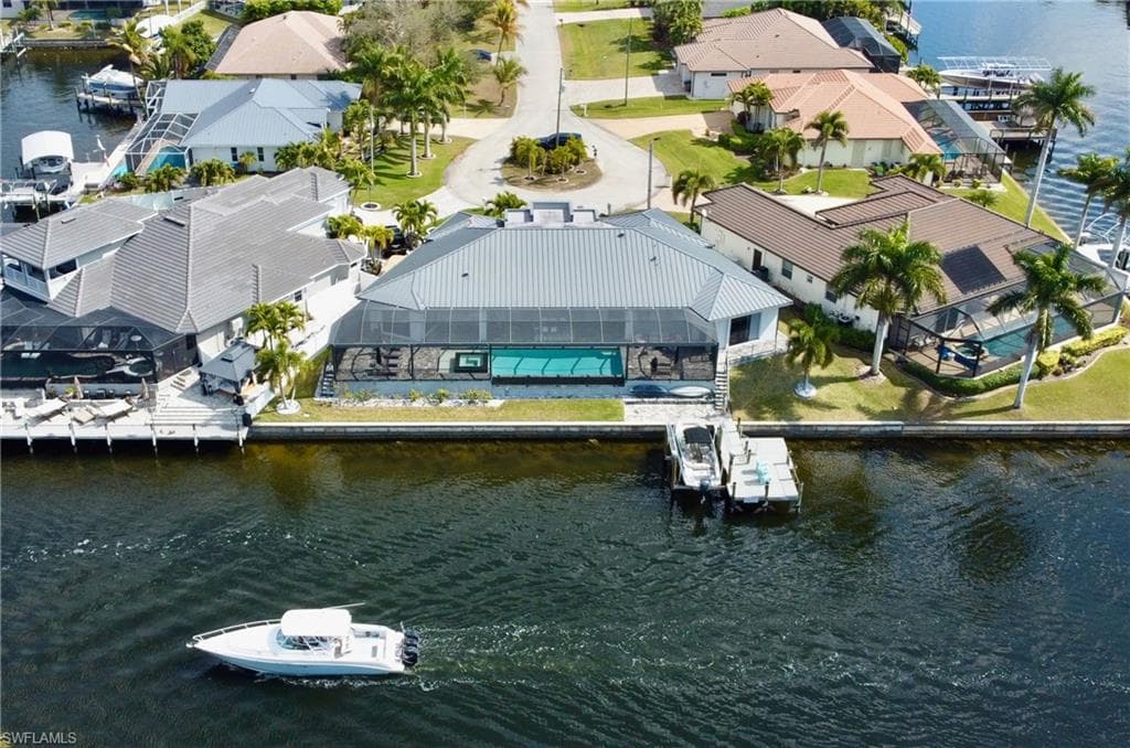 2746 37th Ter, Cape Coral, photo 2