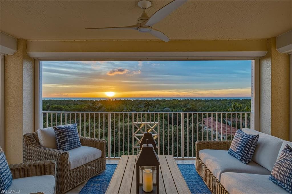 6597 Nicholas Blvd #601, Naples