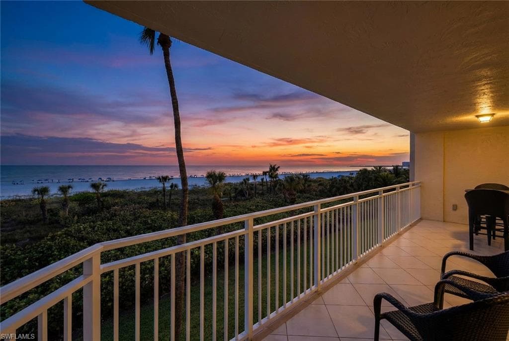 520 Collier Blvd #301, Marco Island