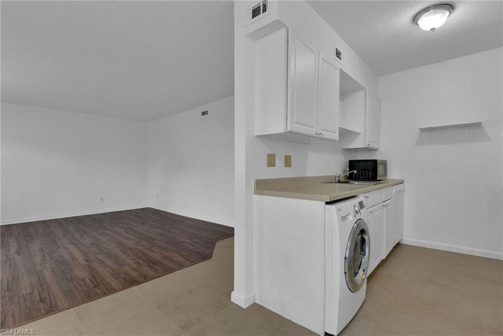 4617 Bayshore Dr #h5, Naples, photo 2