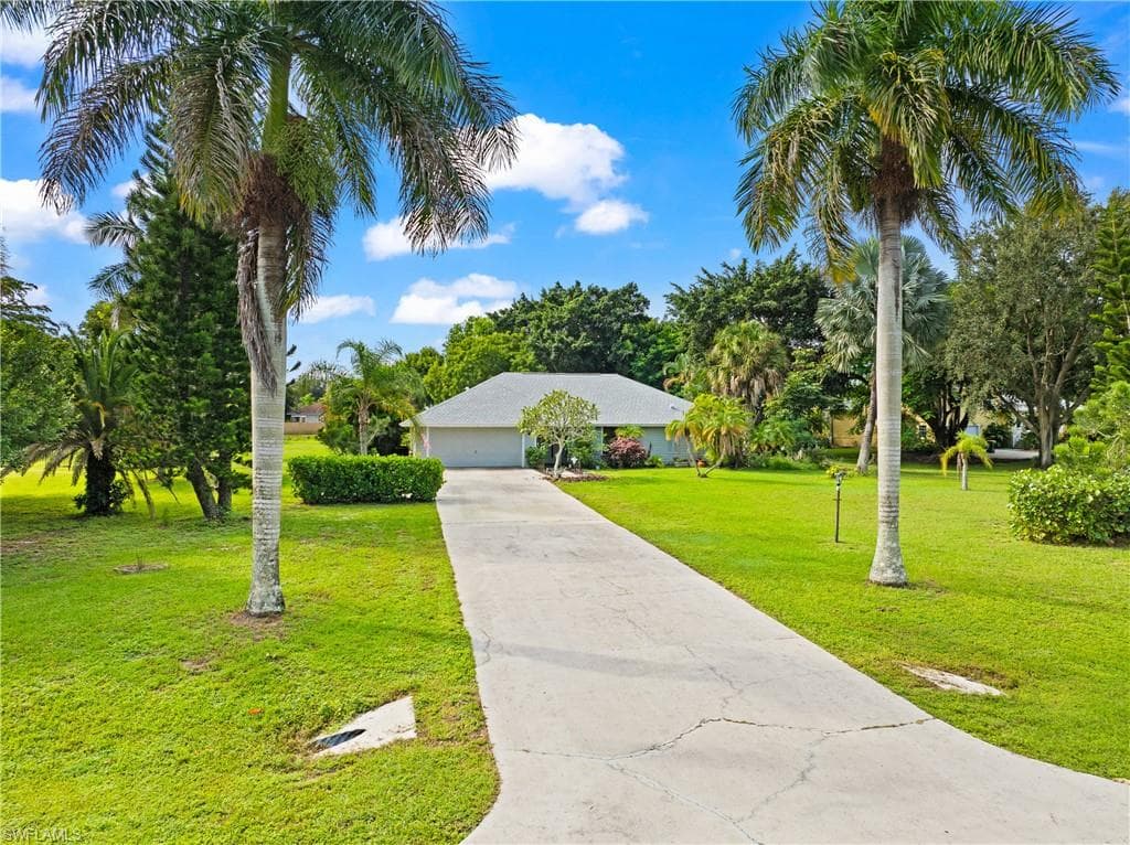 1940 Curling Ave, Naples