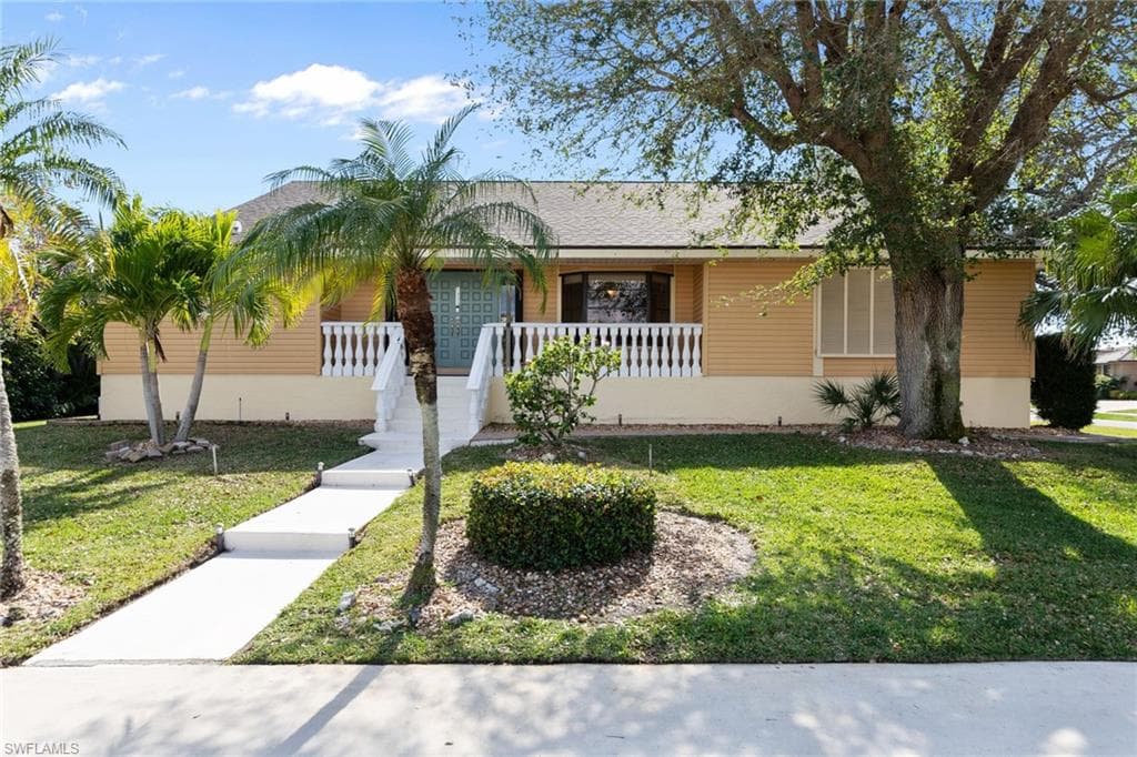 1333 Jamaica Rd, Marco Island
