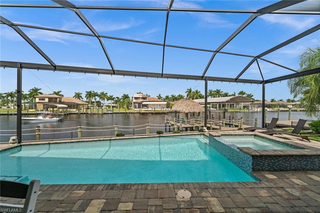 5205 Sunset Ct, Cape Coral, photo 3