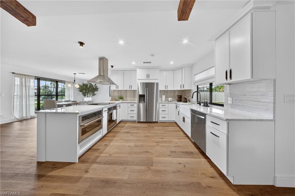 612 51st Ter, Cape Coral