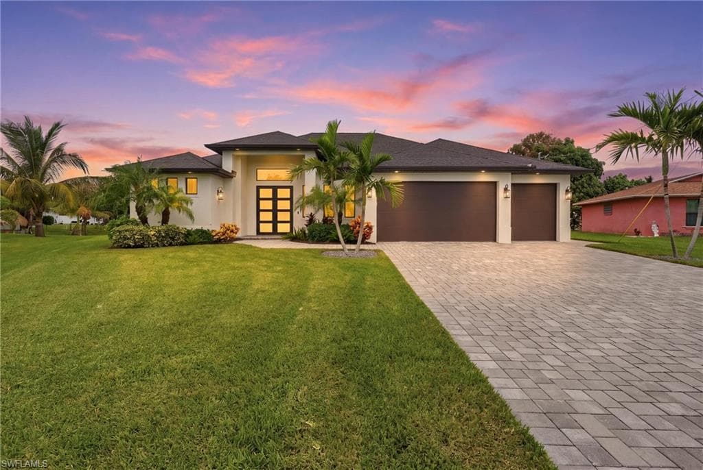 2501 28th Ter, Cape Coral