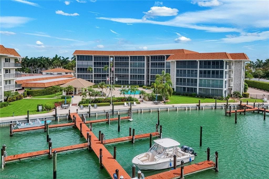 222 Harbour Dr #312, Naples