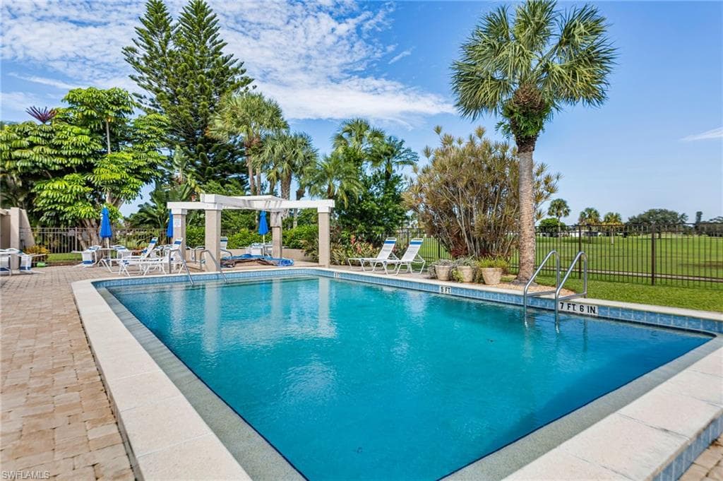 3655 Boca Ciega Dr #109, Naples, photo 2