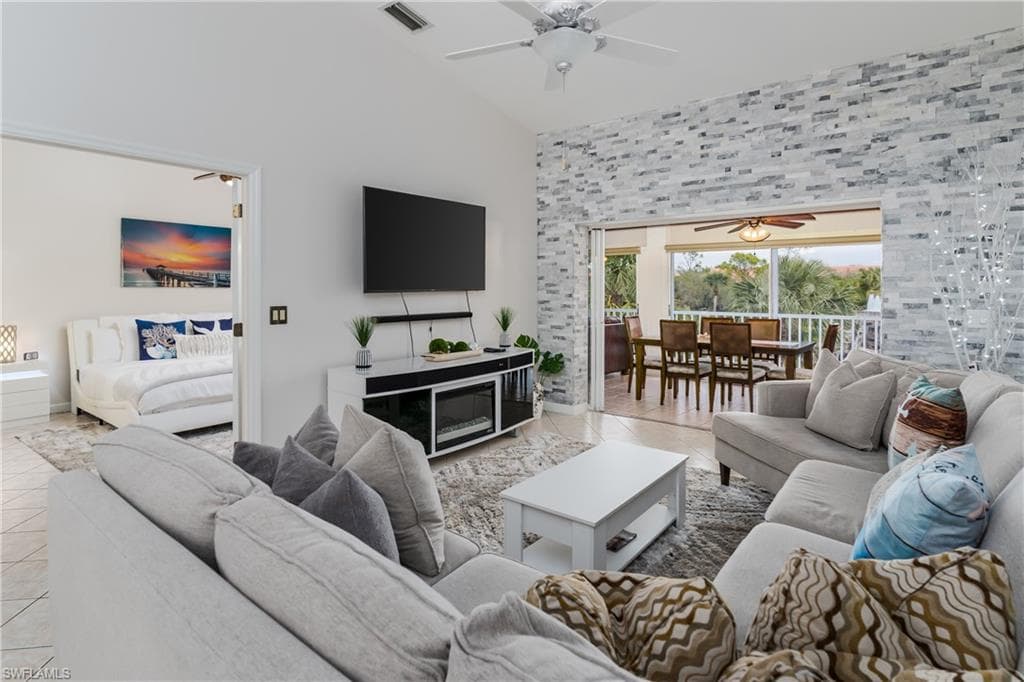 6750 Beach Resort Dr #10, Naples