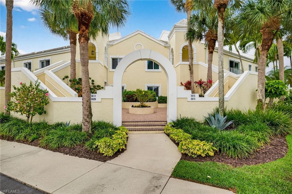 3615 Haldeman Creek Dr #204, Naples