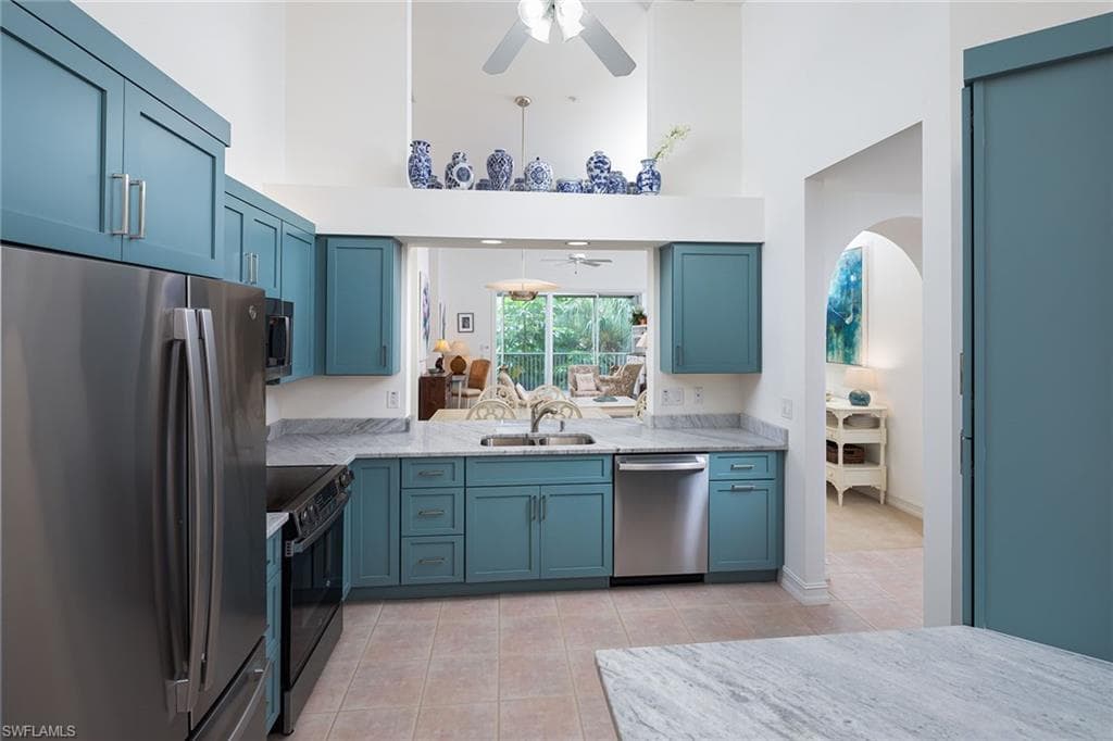 790 Bentwater Cir #203, Naples, photo 2