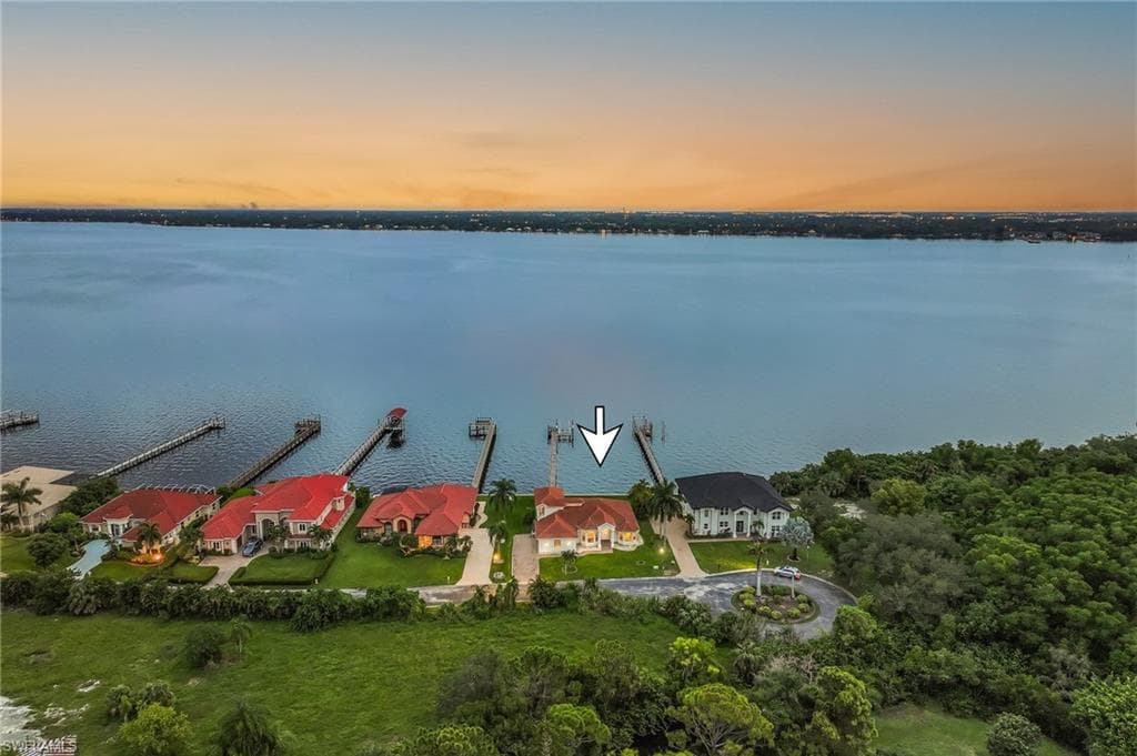 6140 River Shore Ct, North Fort Myers, photo 2