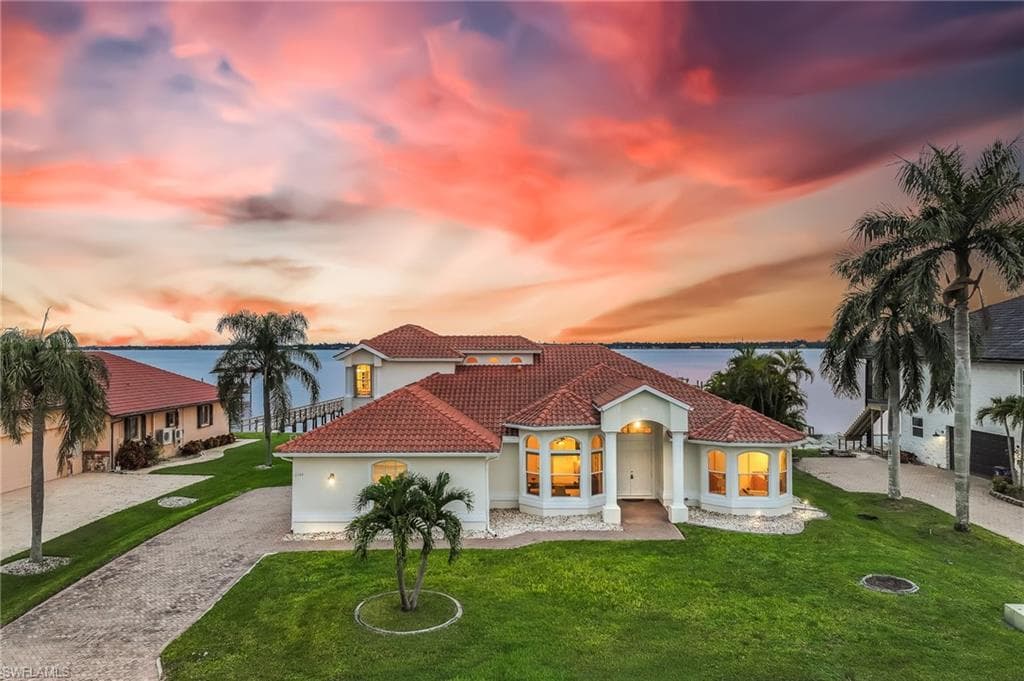 6140 River Shore Ct, North Fort Myers