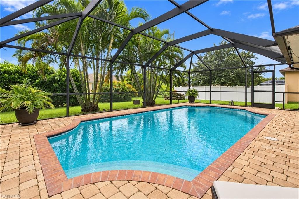 1412 43rd Ter, Cape Coral, photo 3