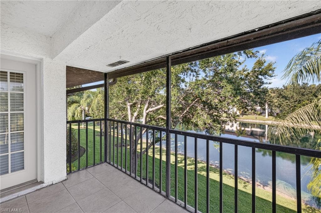 5365 Treetops Dr #s206, Naples, photo 3