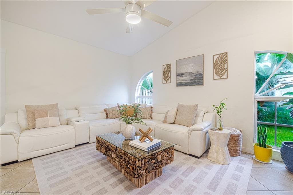 4044 Sawgrass Ln, Naples, photo 3
