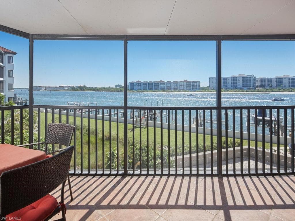 502 La Peninsula Blvd #502, Naples, photo 2