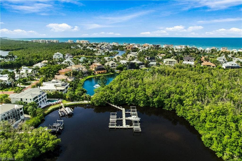213 Topanga Dr, Bonita Springs, photo 3
