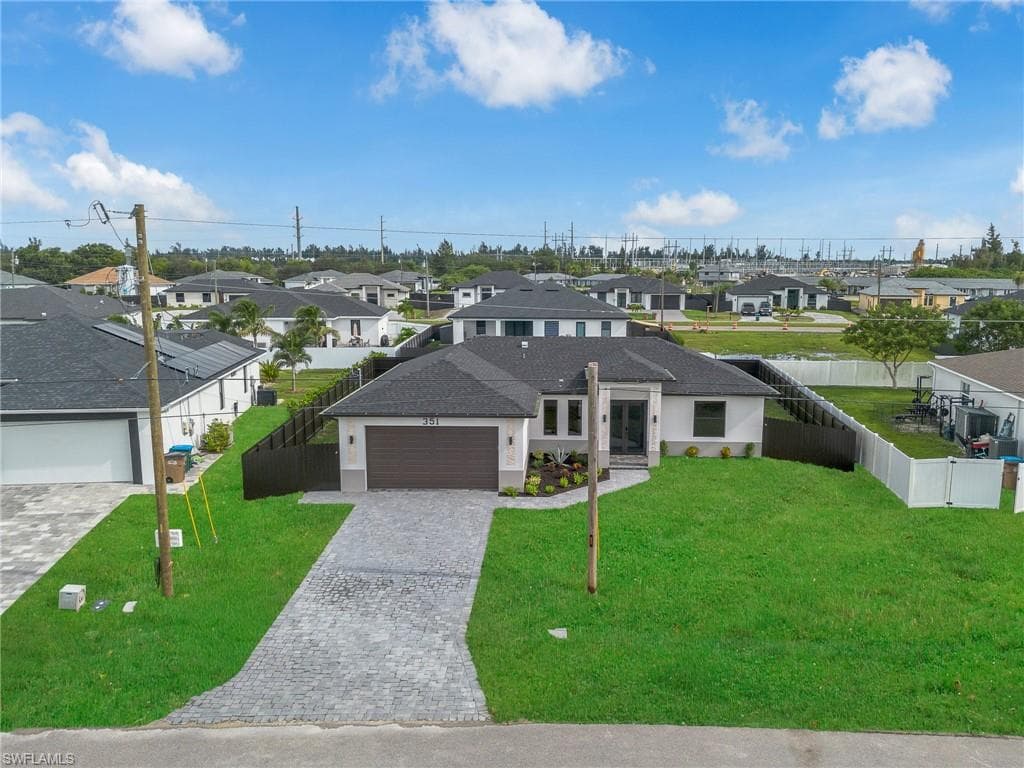 351 24th Pl, Cape Coral