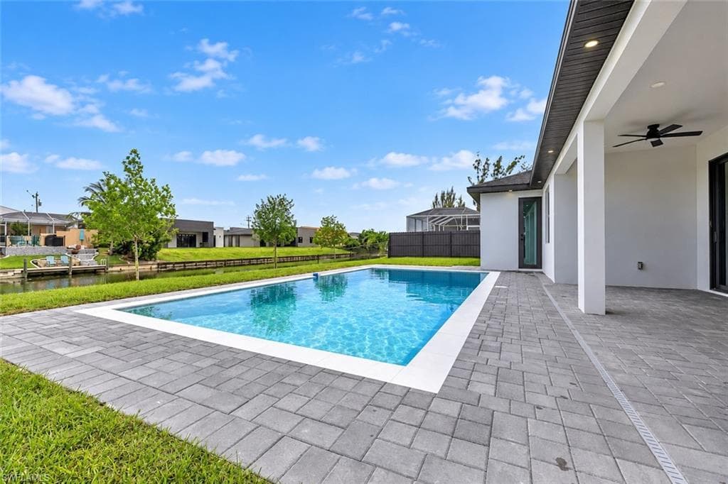 2107 15th Pl, Cape Coral, photo 3