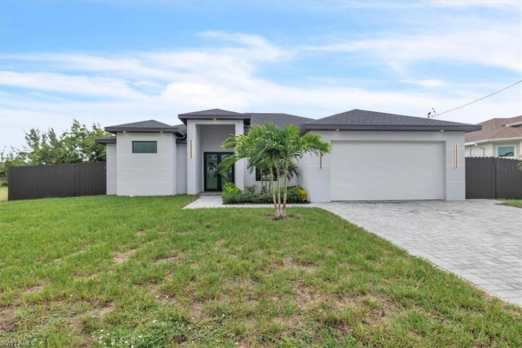 2107 15th Pl, Cape Coral