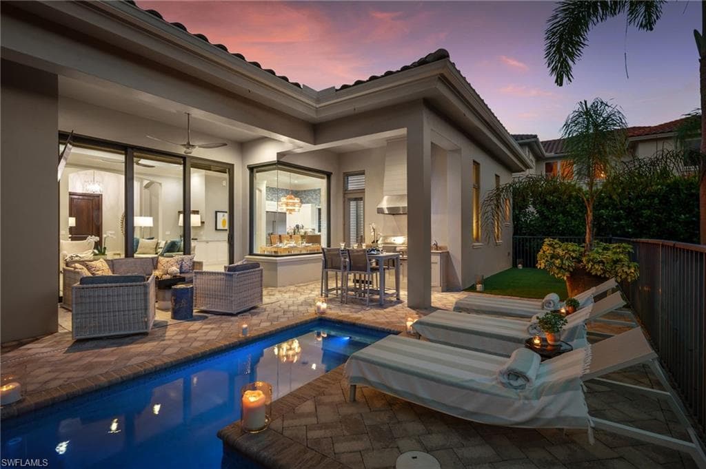 2087 Rivoli Ct, Naples, photo 3