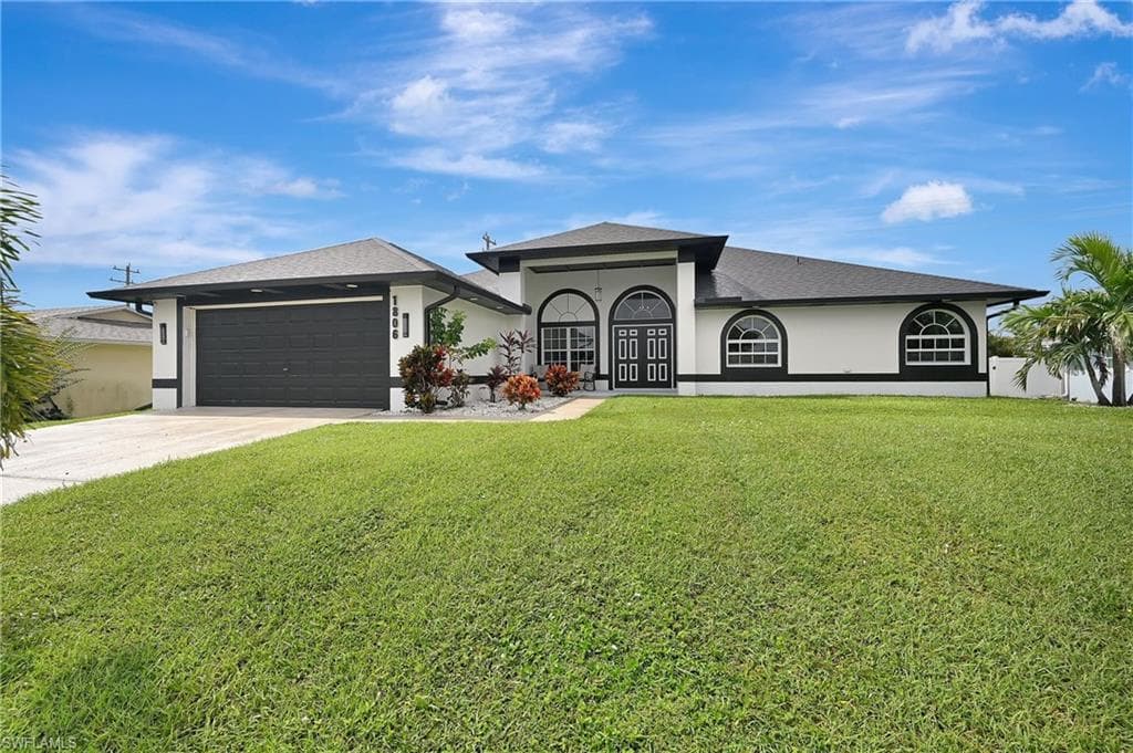 1806 16th Pl, Cape Coral