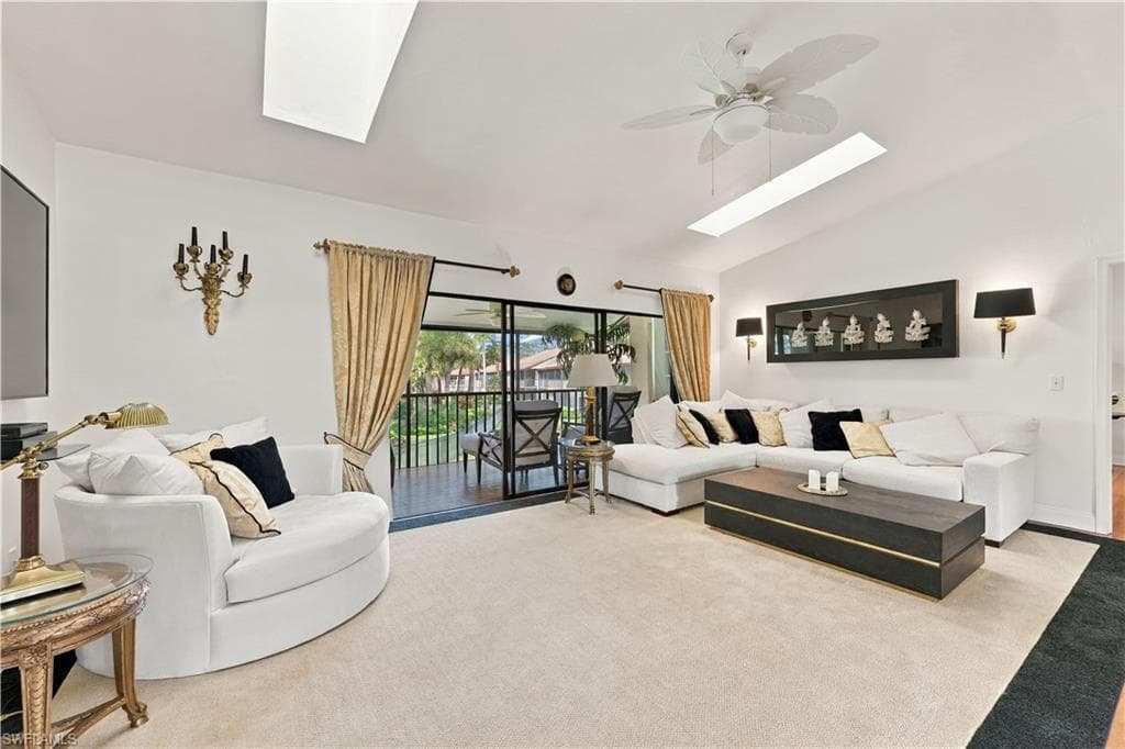 Coach House, Naples, Naples, photo 3