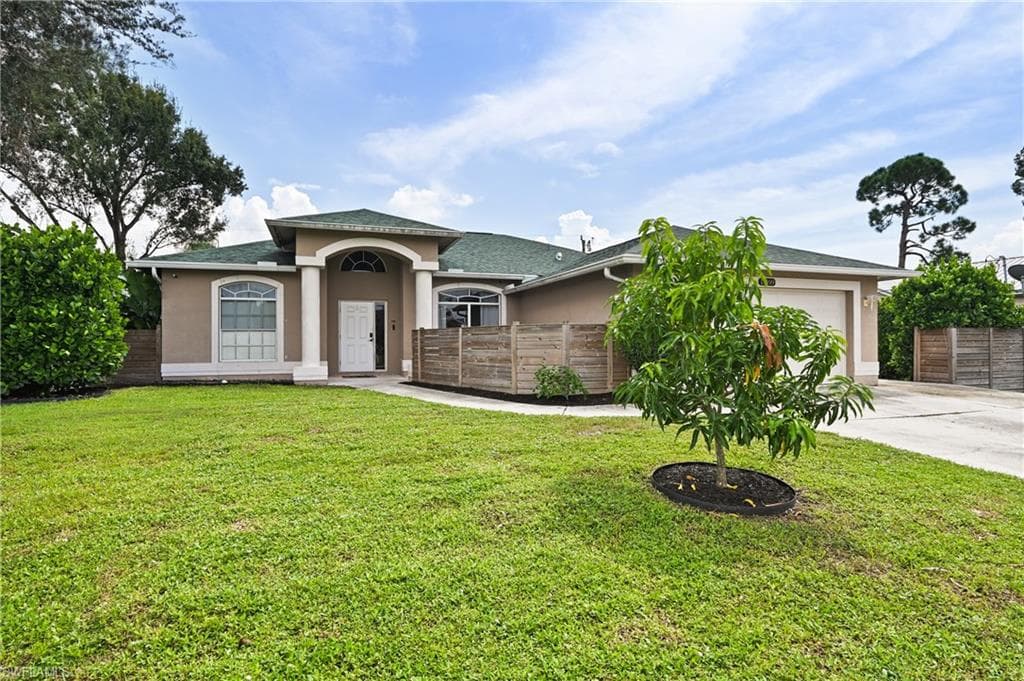 17199 Malaga Rd, Fort Myers, photo 2