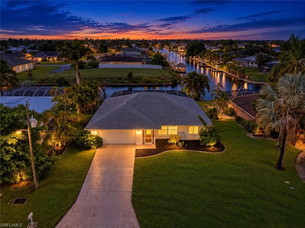 1432 11th Pl, Cape Coral