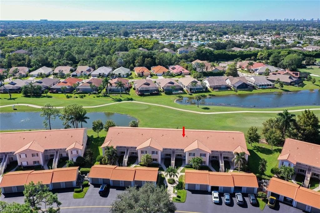 575 Saratoga Cir #204, Naples