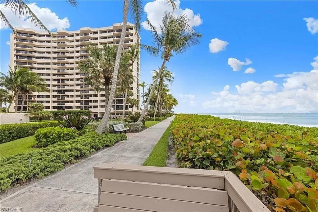 4001 Gulf Shore Blvd #305, Naples