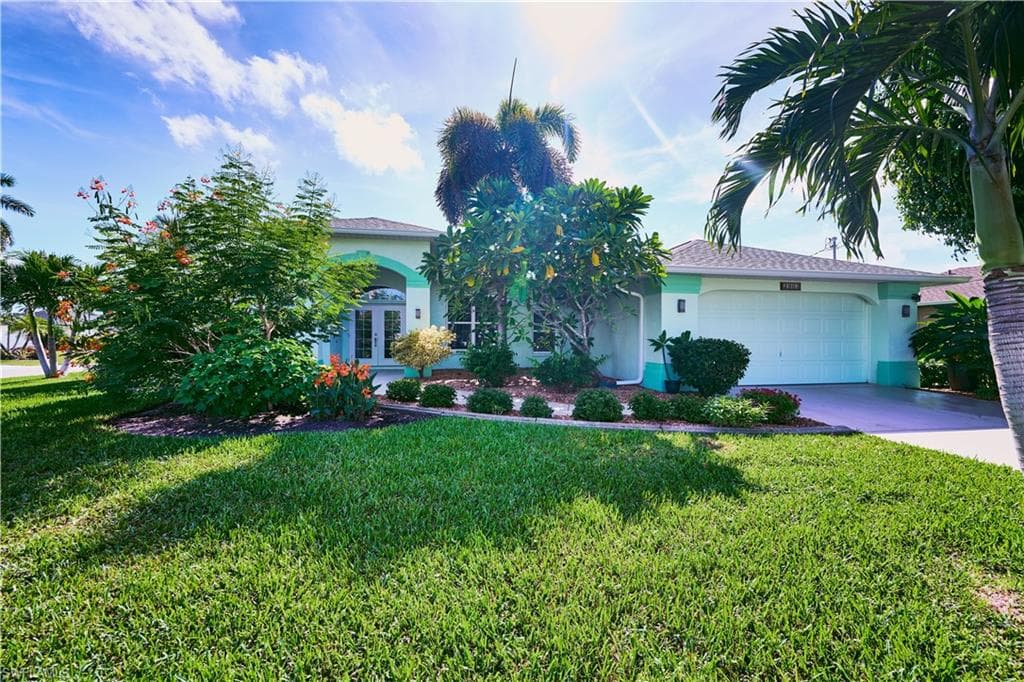 3903 1st Pl, Cape Coral, photo 2