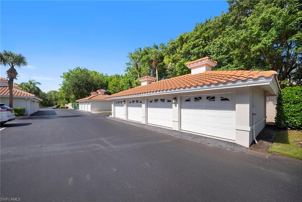 730 Waterford Dr #204, Naples, photo 3