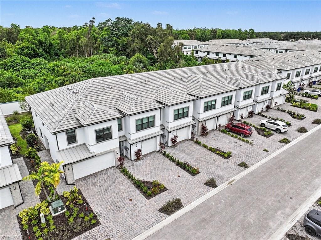27837 Solis Grande Dr, Bonita Springs
