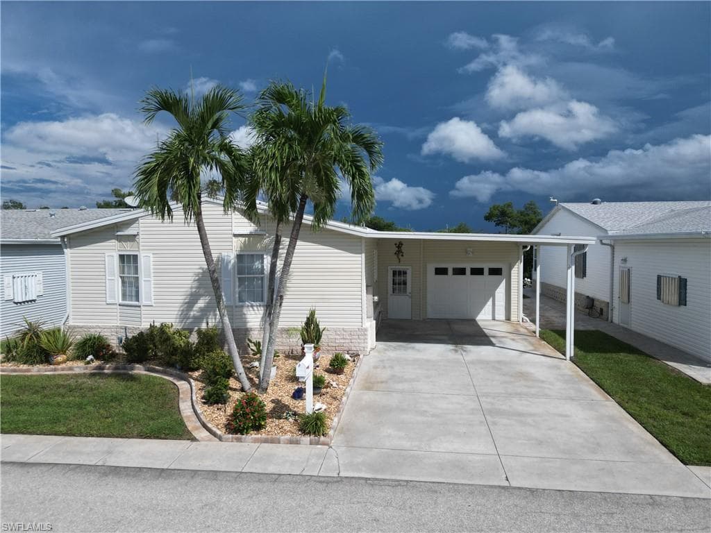 17611 Canal Cove Ct, Fort Myers Beach