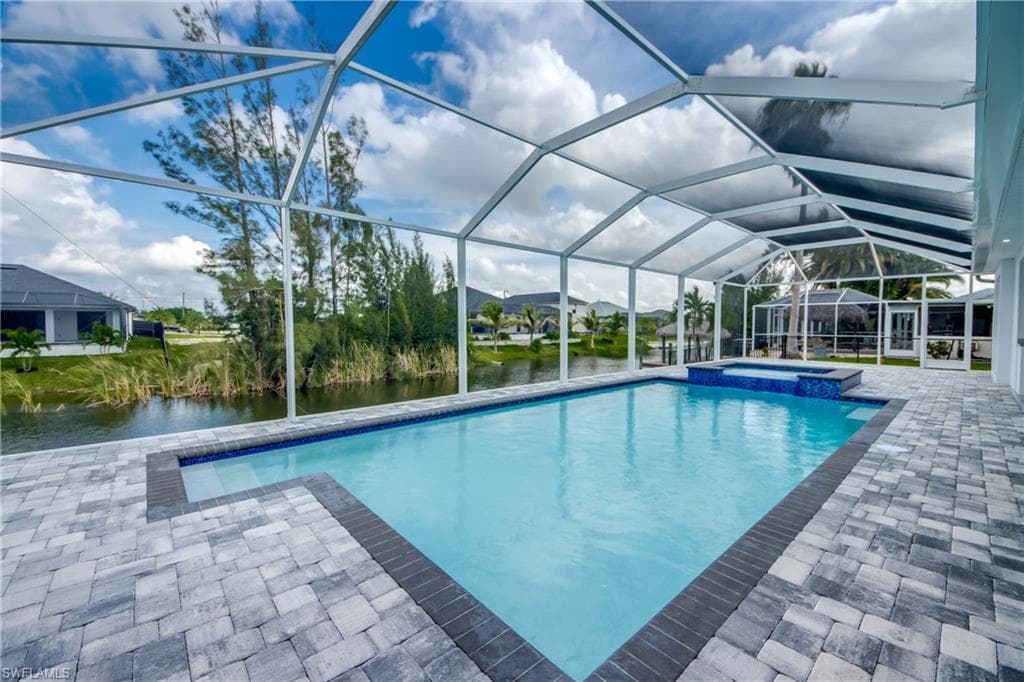 1429 2nd St, Cape Coral, photo 3