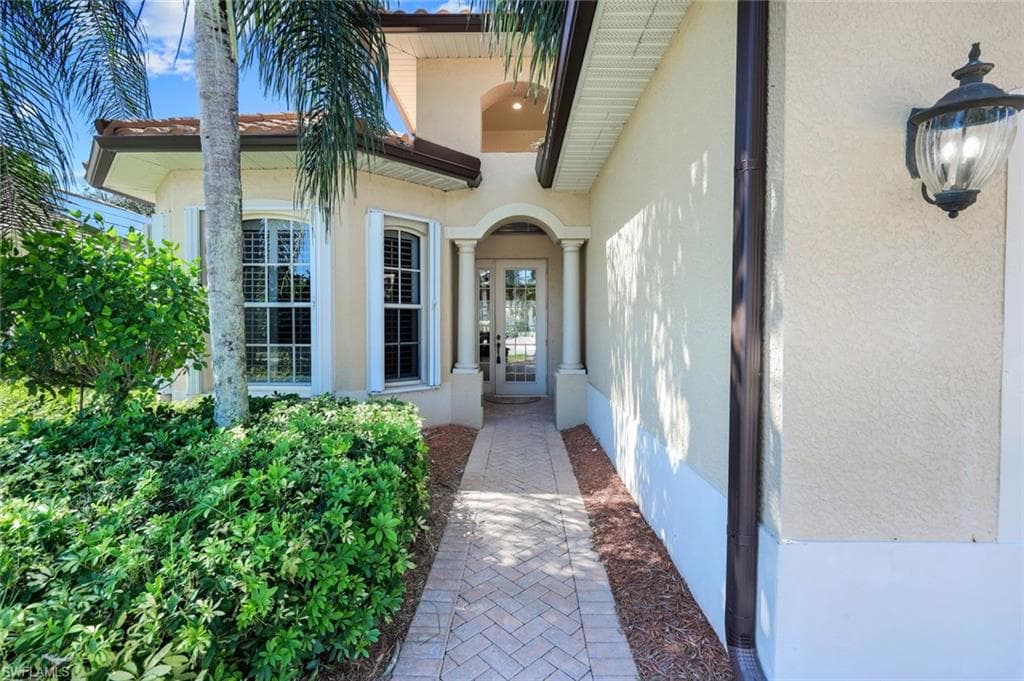 28130 L Burton Fletcher Ct, Bonita Springs, photo 3
