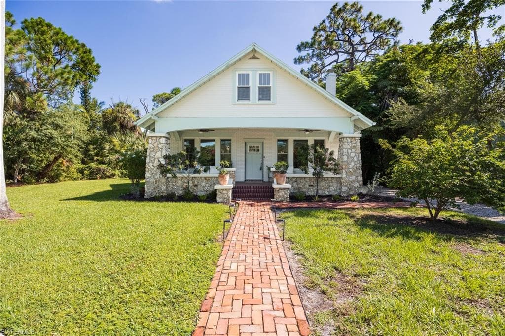 1473 Barcelona Ave, Fort Myers