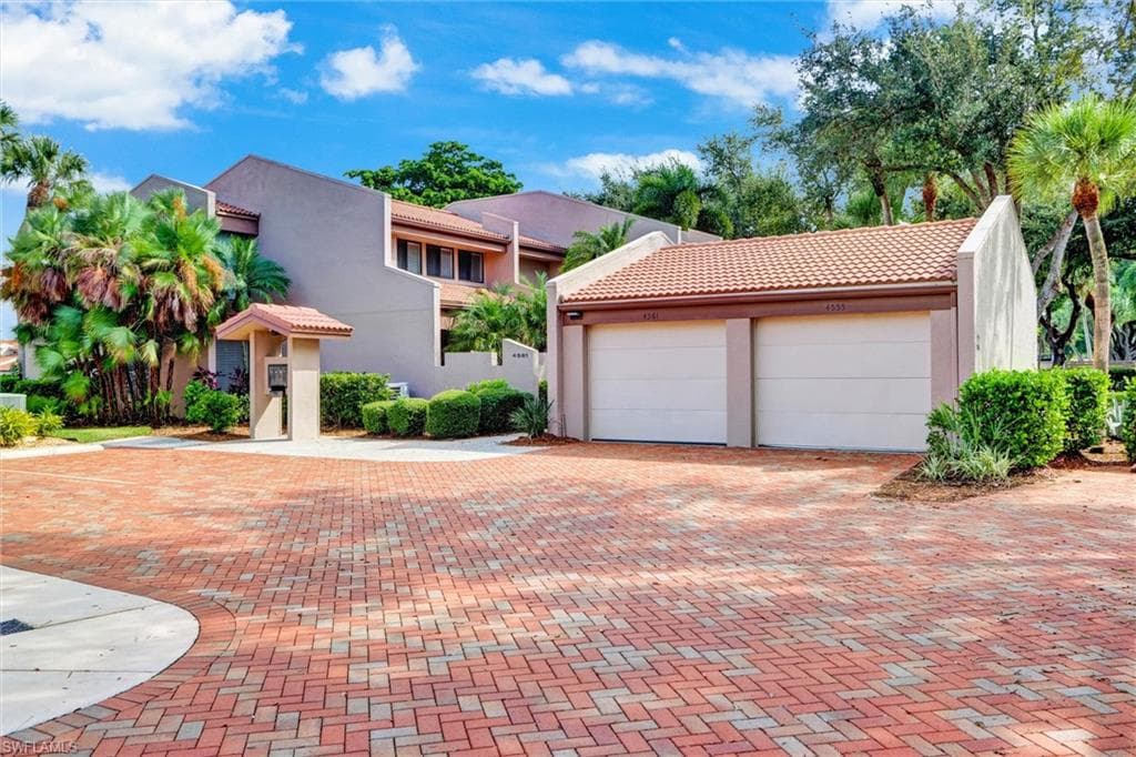 4561 Landings Dr, Fort Myers, photo 2