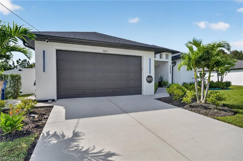 4211 10th St, Lehigh Acres