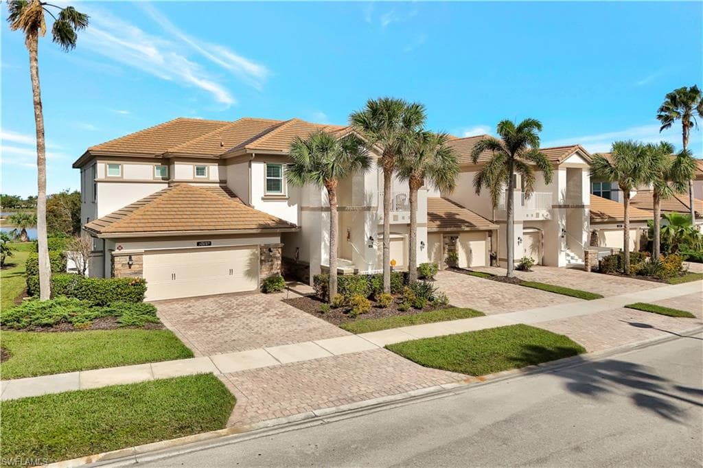 9200 Quartz Ln #2-101, Naples