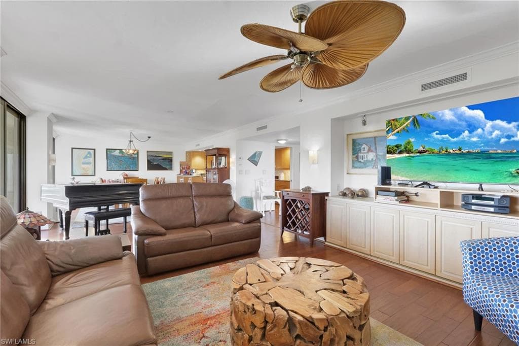 5260 Landings Dr #709, Fort Myers, photo 3