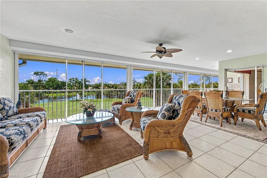 798 Eagle Creek Dr #302, Naples