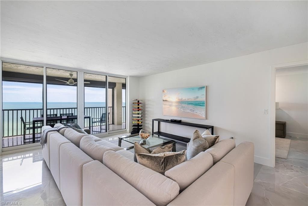 10951 Gulf Shore Dr #904, Naples, photo 2