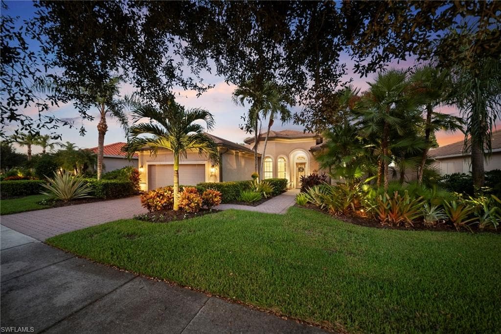 8722 Mustang Island Cir, Naples, photo 3